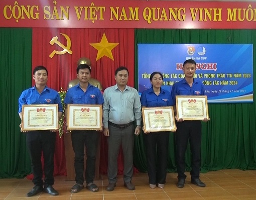 Huyện đoàn tổng kết công tác Đoàn và phong trào Thanh, thiếu nhi năm 2023